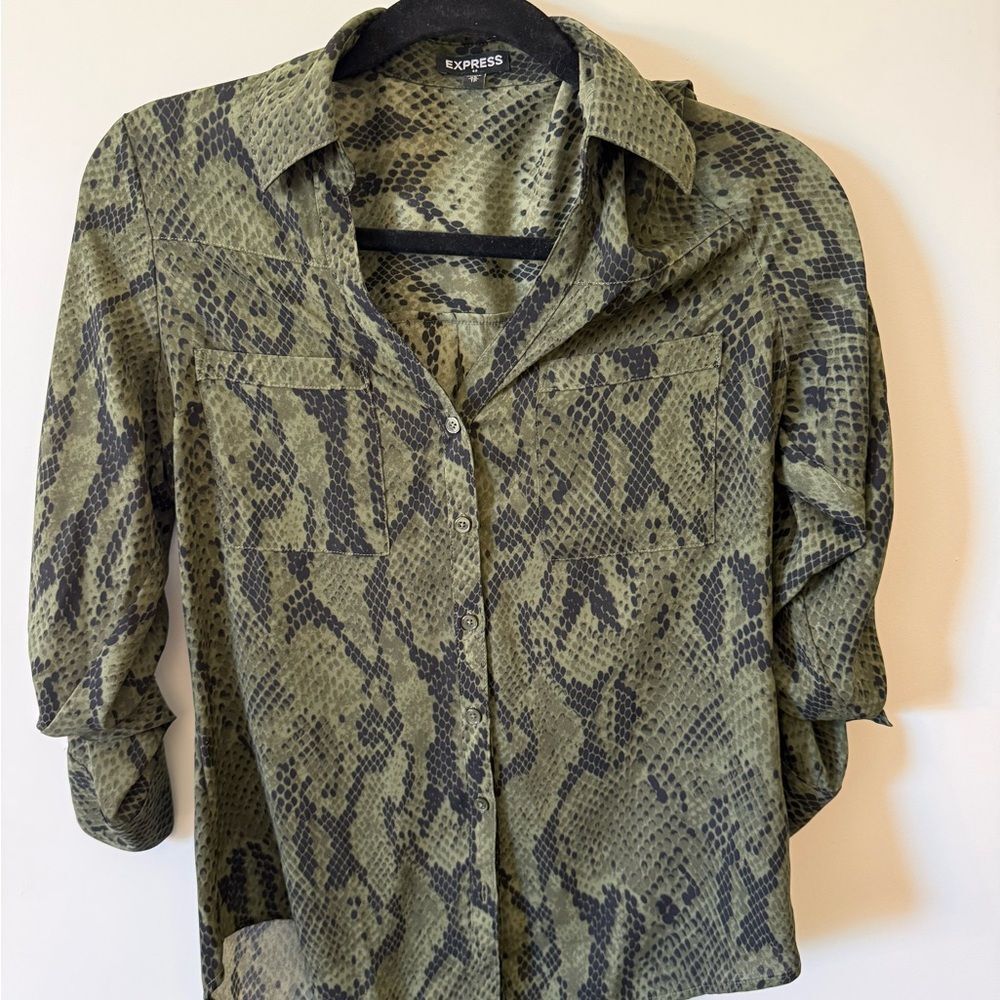 Express Green Portofino Snake Pattern Button Down Shirt
